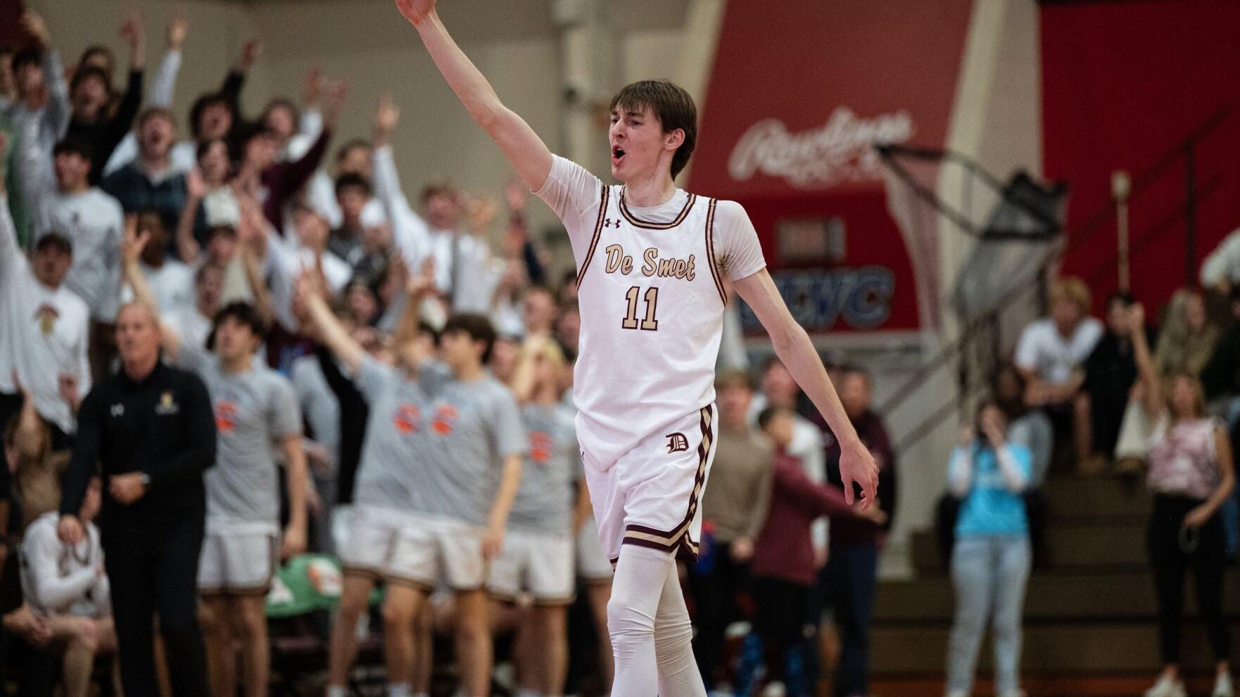 Coaches vs. Cancer Holiday Classic, final: De Smet 61, Marquette 50